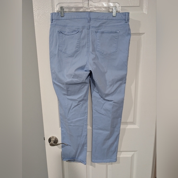 Glo by Gloria Vanderbilt Light Blue Sabrina Slim Pants in Size 16 - Picture 6 of 13